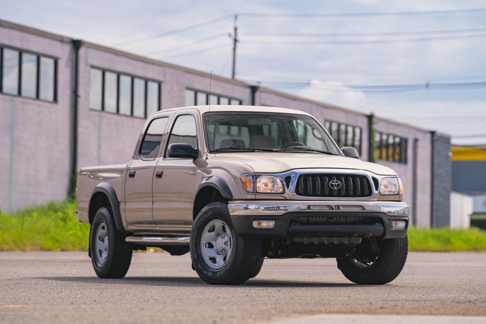 43k-Mile 2004 Toyota Tacoma Double Cab SR5