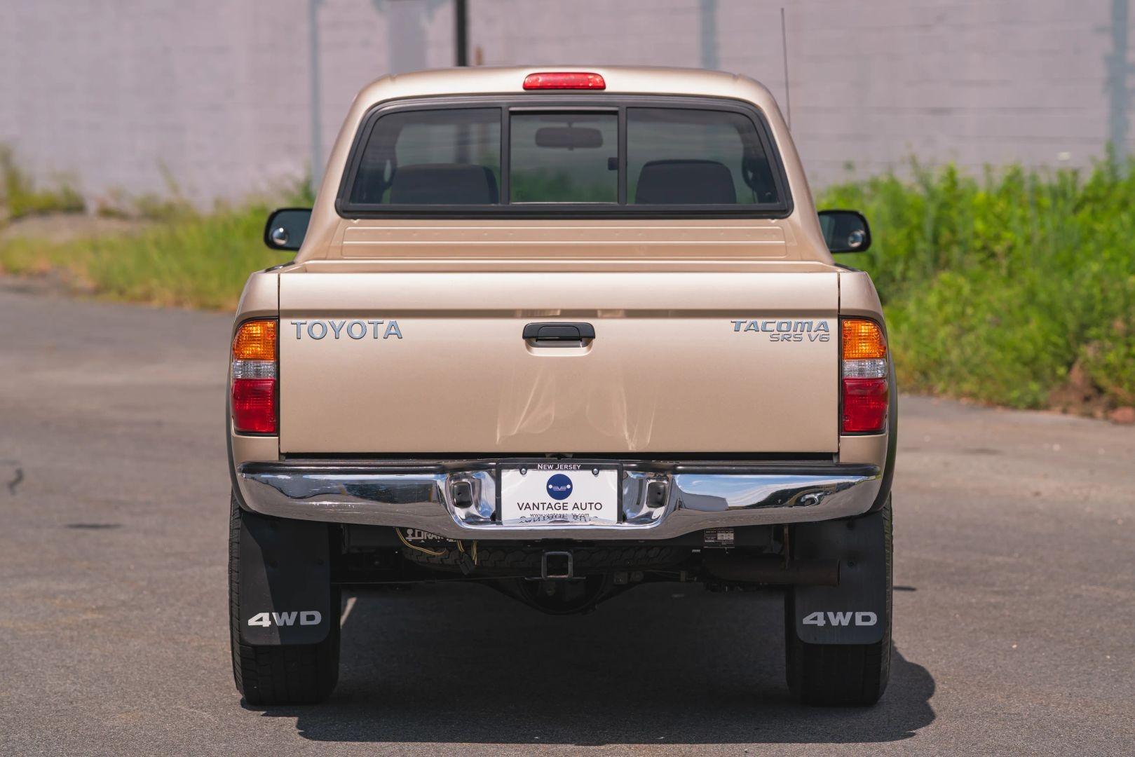 43k-Mile 2004 Toyota Tacoma Double Cab SR5