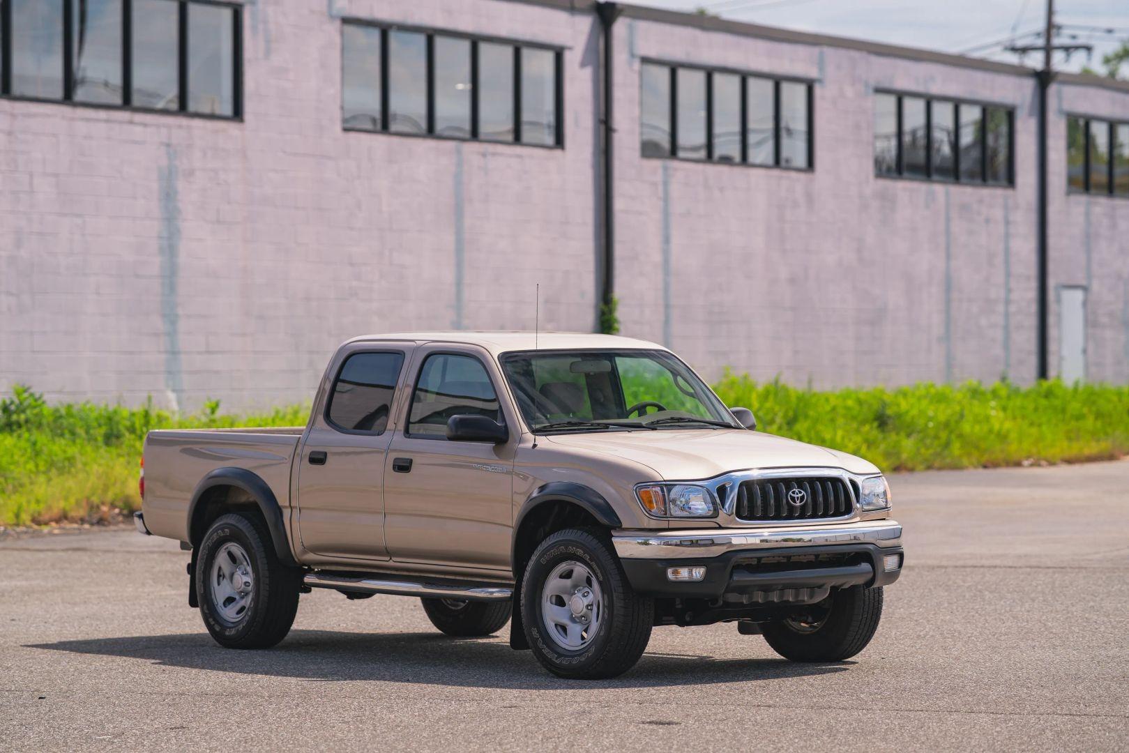 43k-Mile 2004 Toyota Tacoma Double Cab SR5