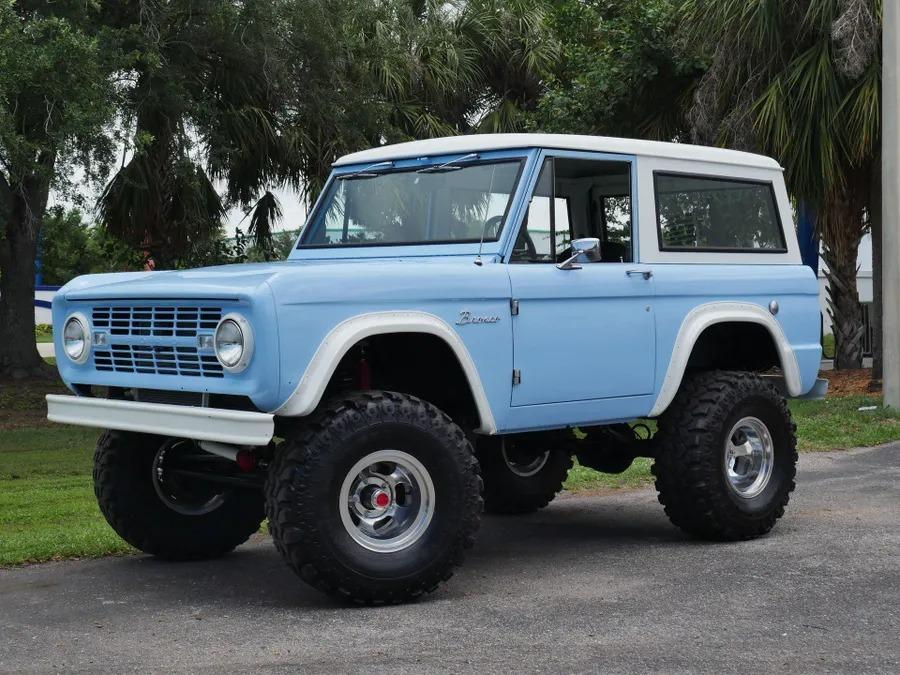 1968 Ford Bronco Restomod