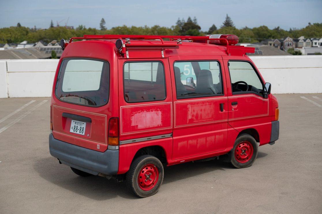 2000 Subaru Sambar Fire Van