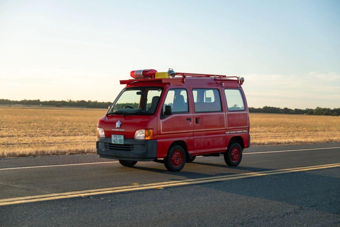 2000 Subaru Sambar Fire Van