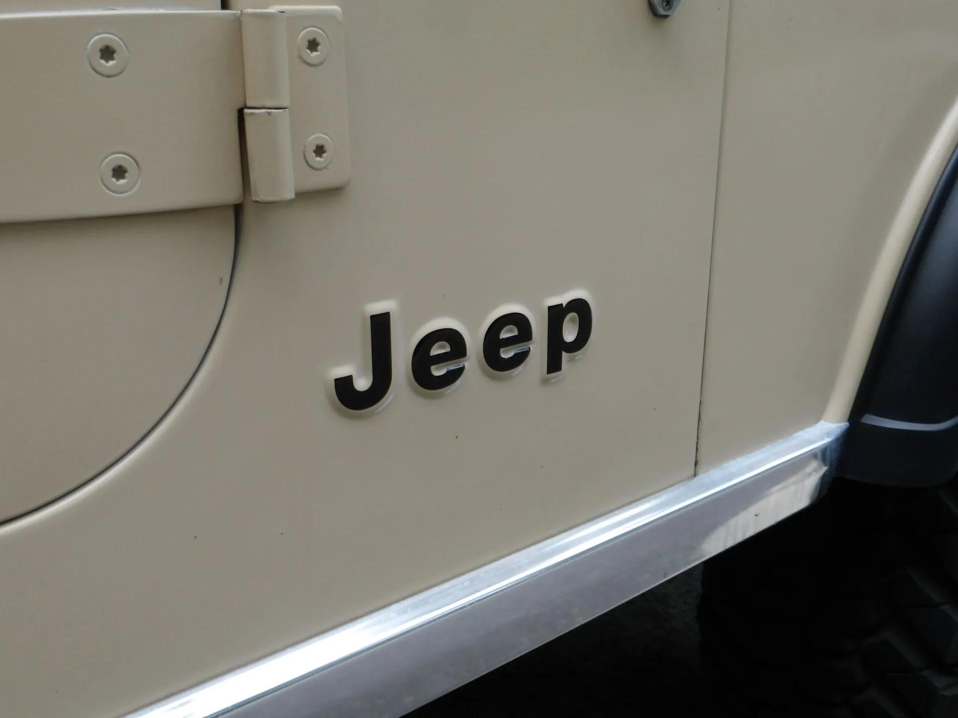 V8-Powered 1979 Jeep CJ7 4x4