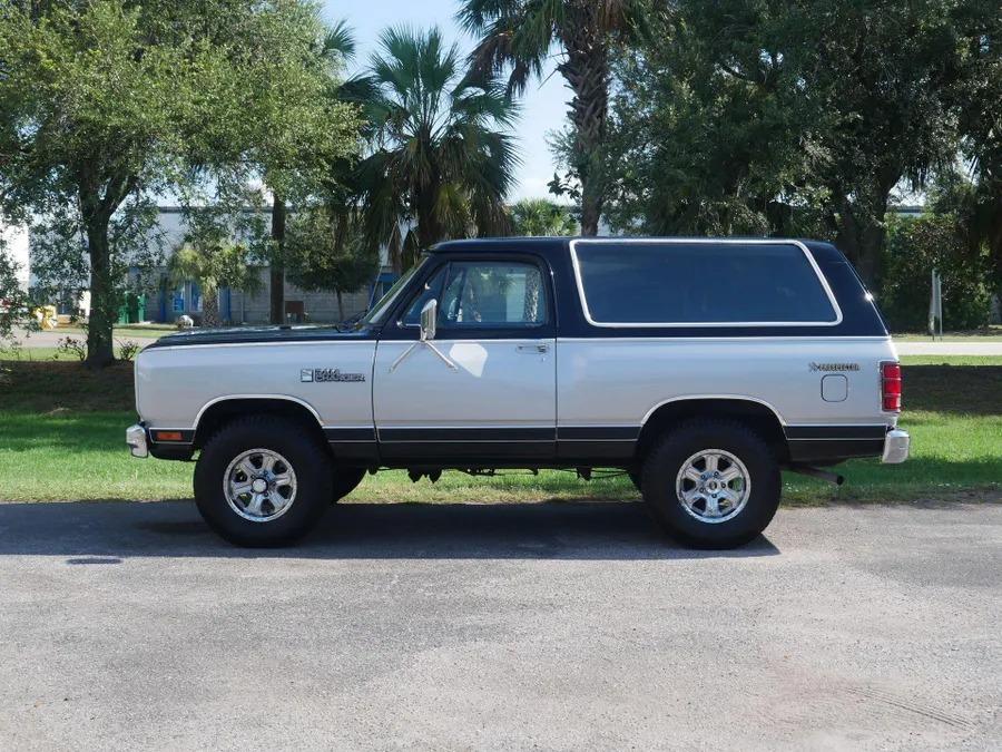 1983 Dodge Ramcharger Prospector 4x4