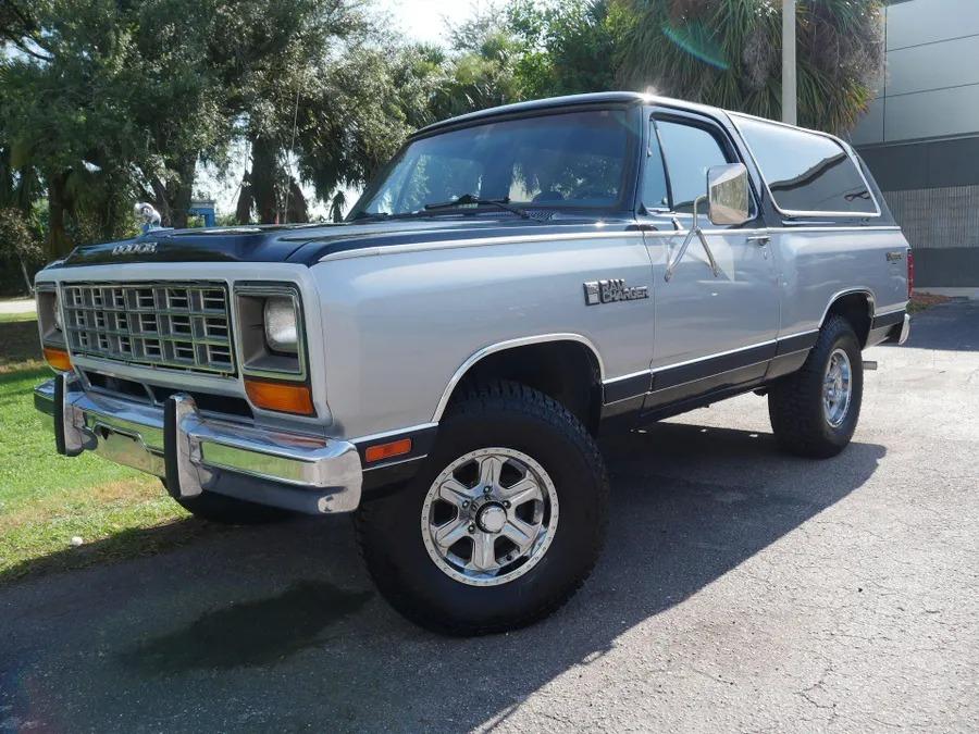 1983 Dodge Ramcharger Prospector 4x4