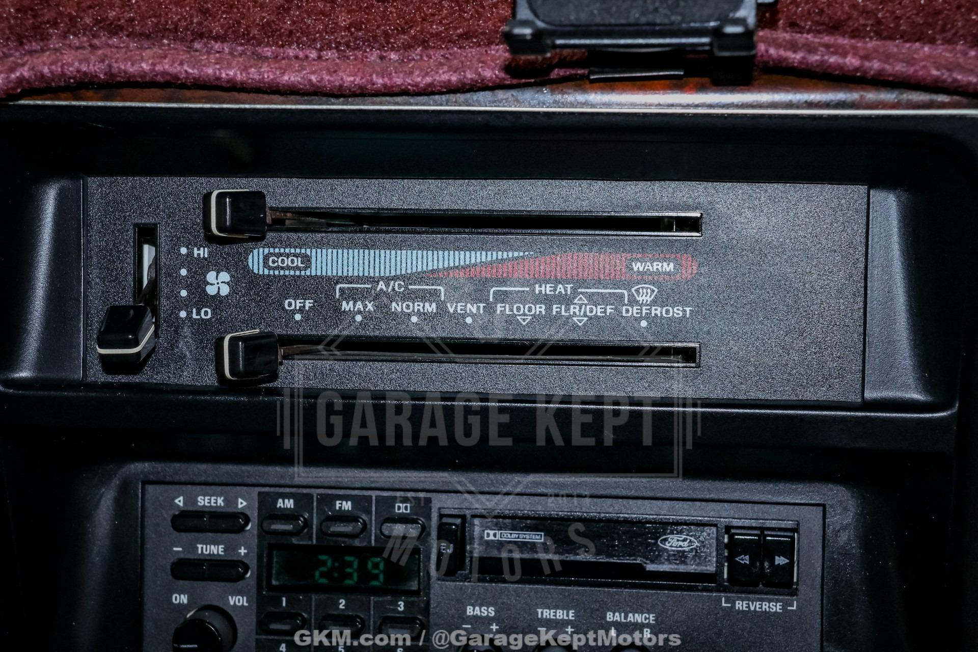 1990 Ford F-150 XLT Lariat