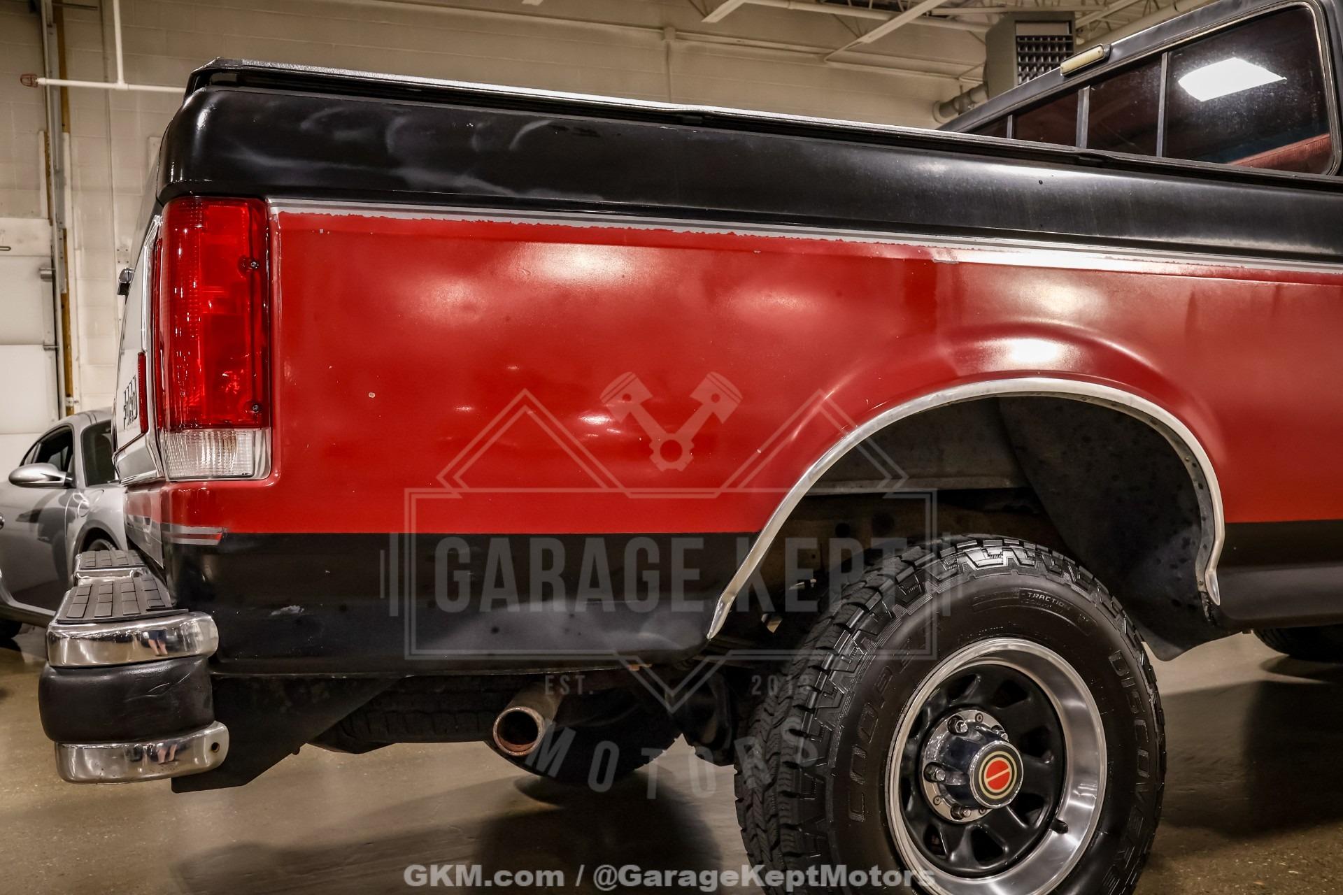 1990 Ford F-150 XLT Lariat
