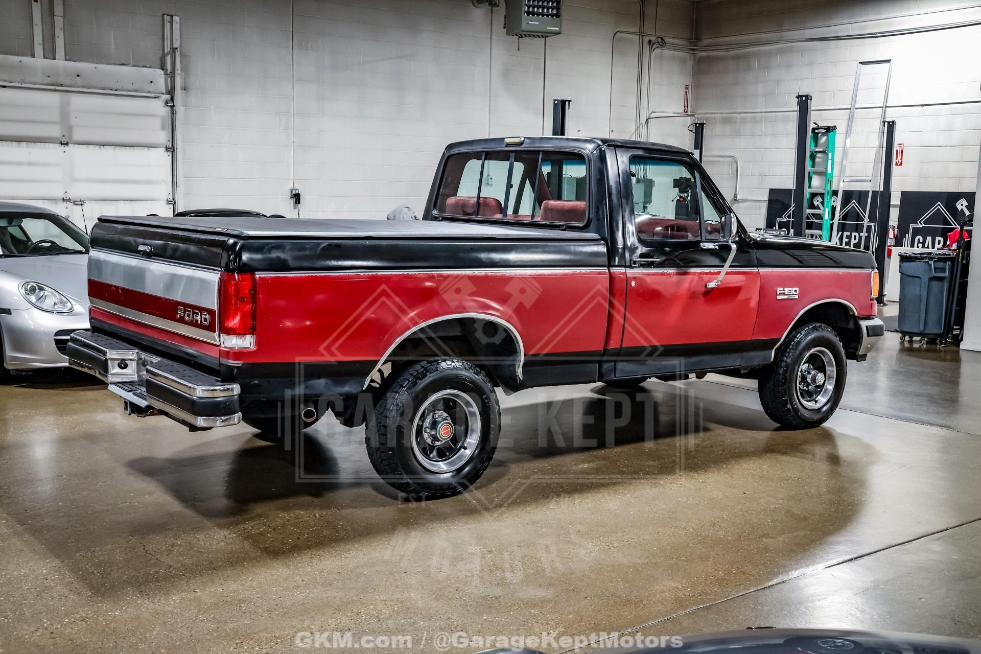 1990 Ford F-150 XLT Lariat - 4