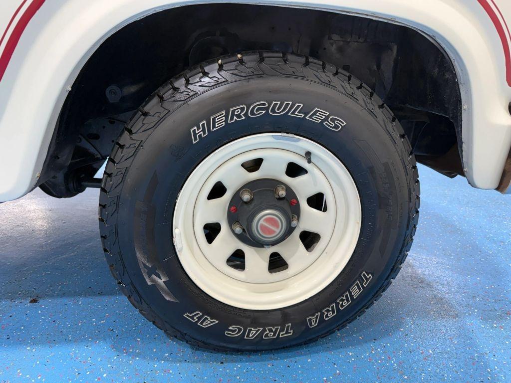 1985 Ford F-150 XLT Lariat