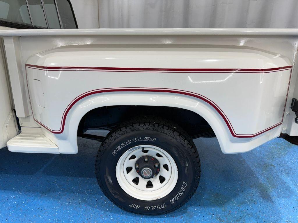 1985 Ford F-150 XLT Lariat