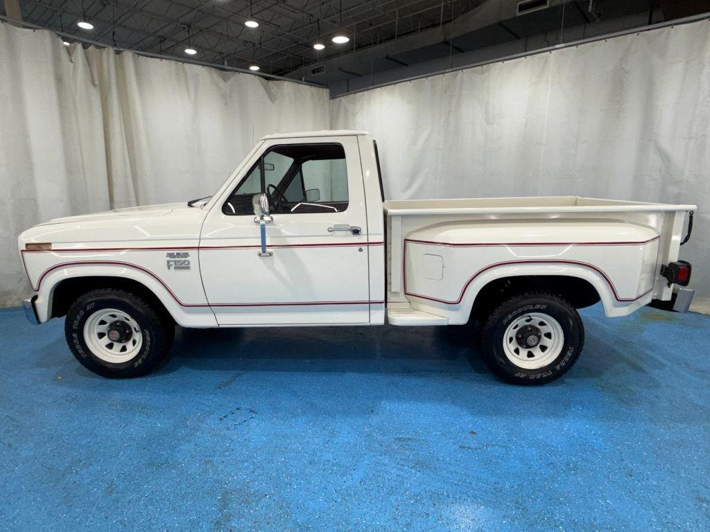 1985 Ford F-150 XLT Lariat