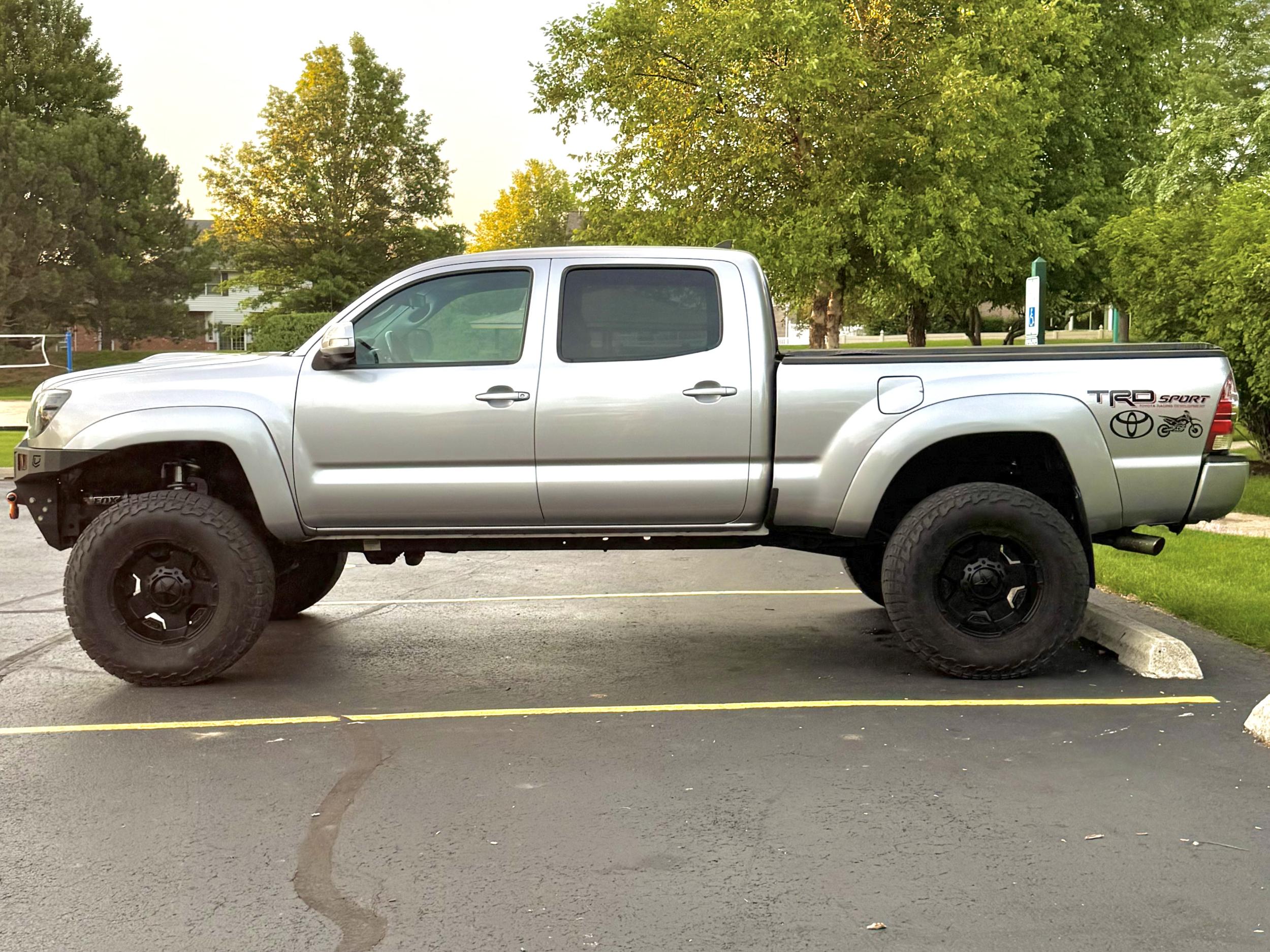 2015 Toyota Tacoma TRD Sport - 2