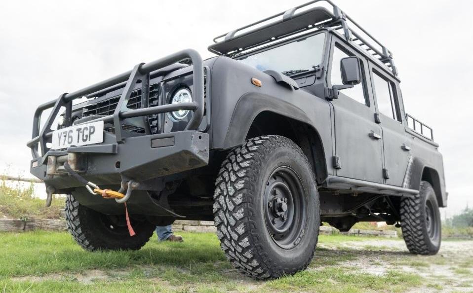2001 Land Rover Defender 110 Double Cab - 3