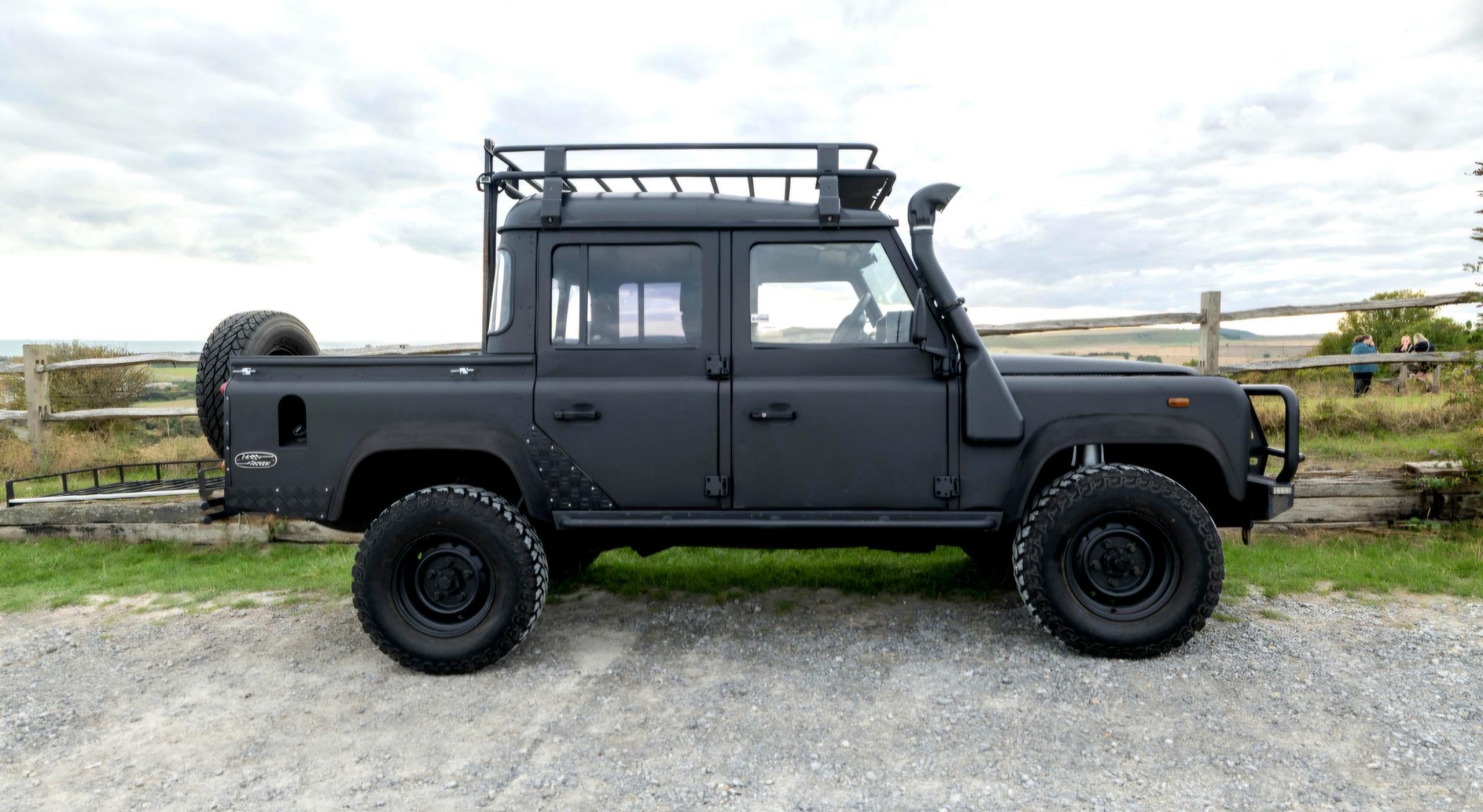  Land Rover Defender