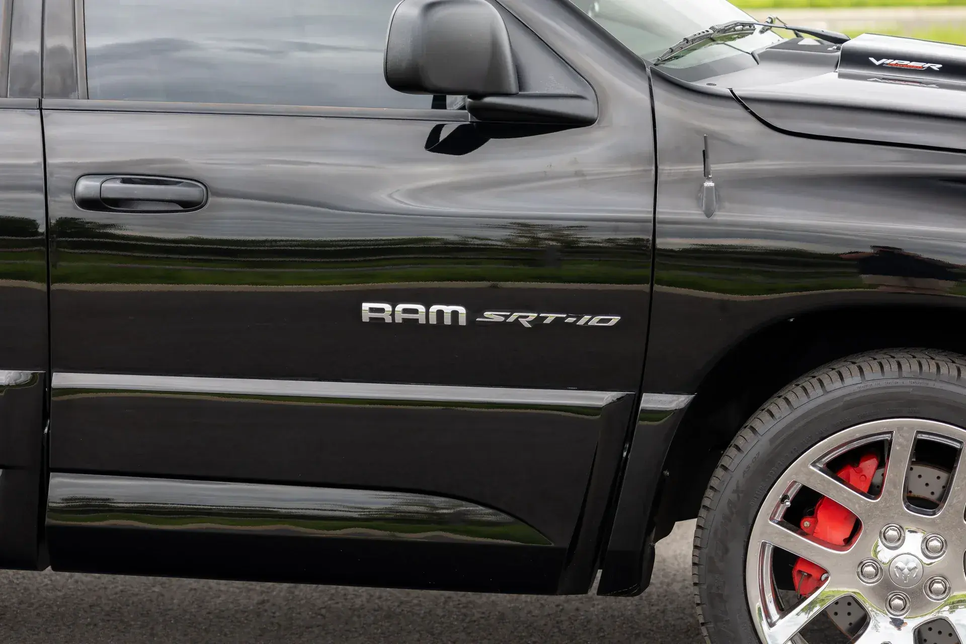 2005 Dodge Ram 1500 SRT-10