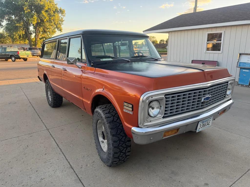 1971 Chevrolet Suburban