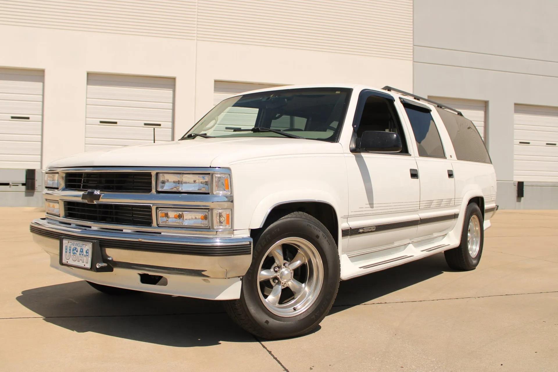  Chevrolet Suburban