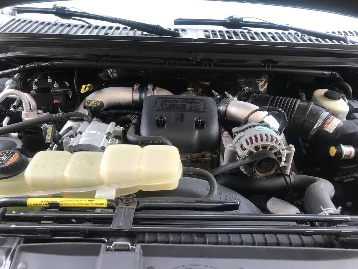 24k-Mile 1999 Ford F-250 Super Duty XLT