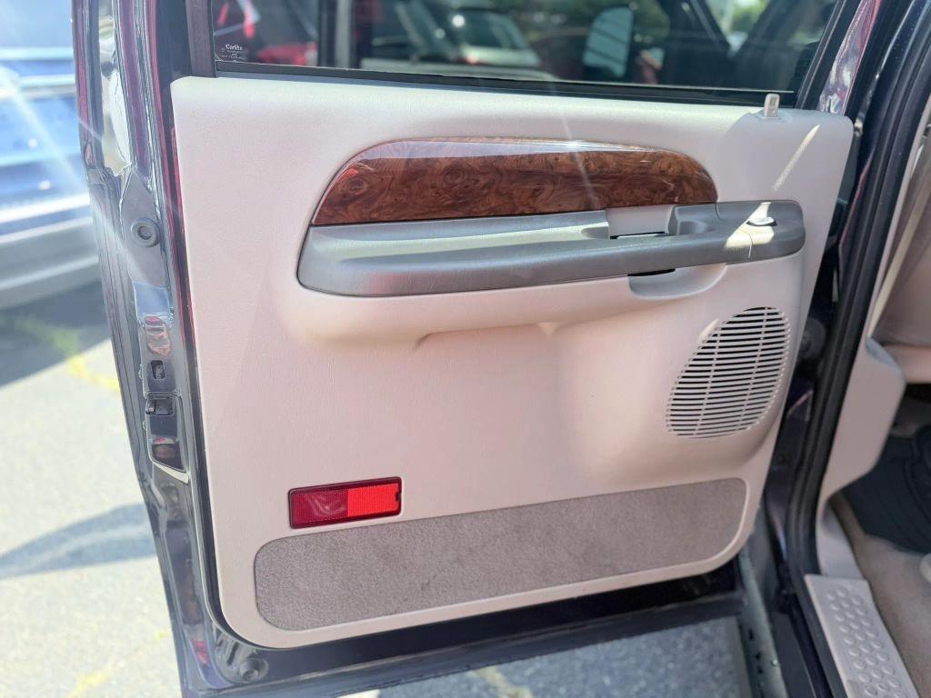 2001 Ford Excursion Limited