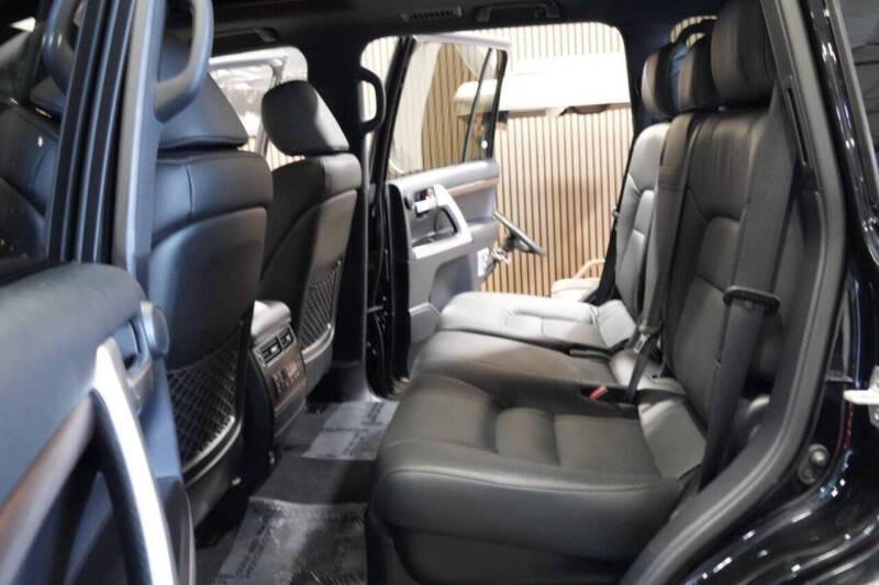 2020 Toyota Land Cruiser Heritage Edition