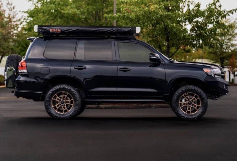 2020 Toyota Land Cruiser Heritage Edition - 3