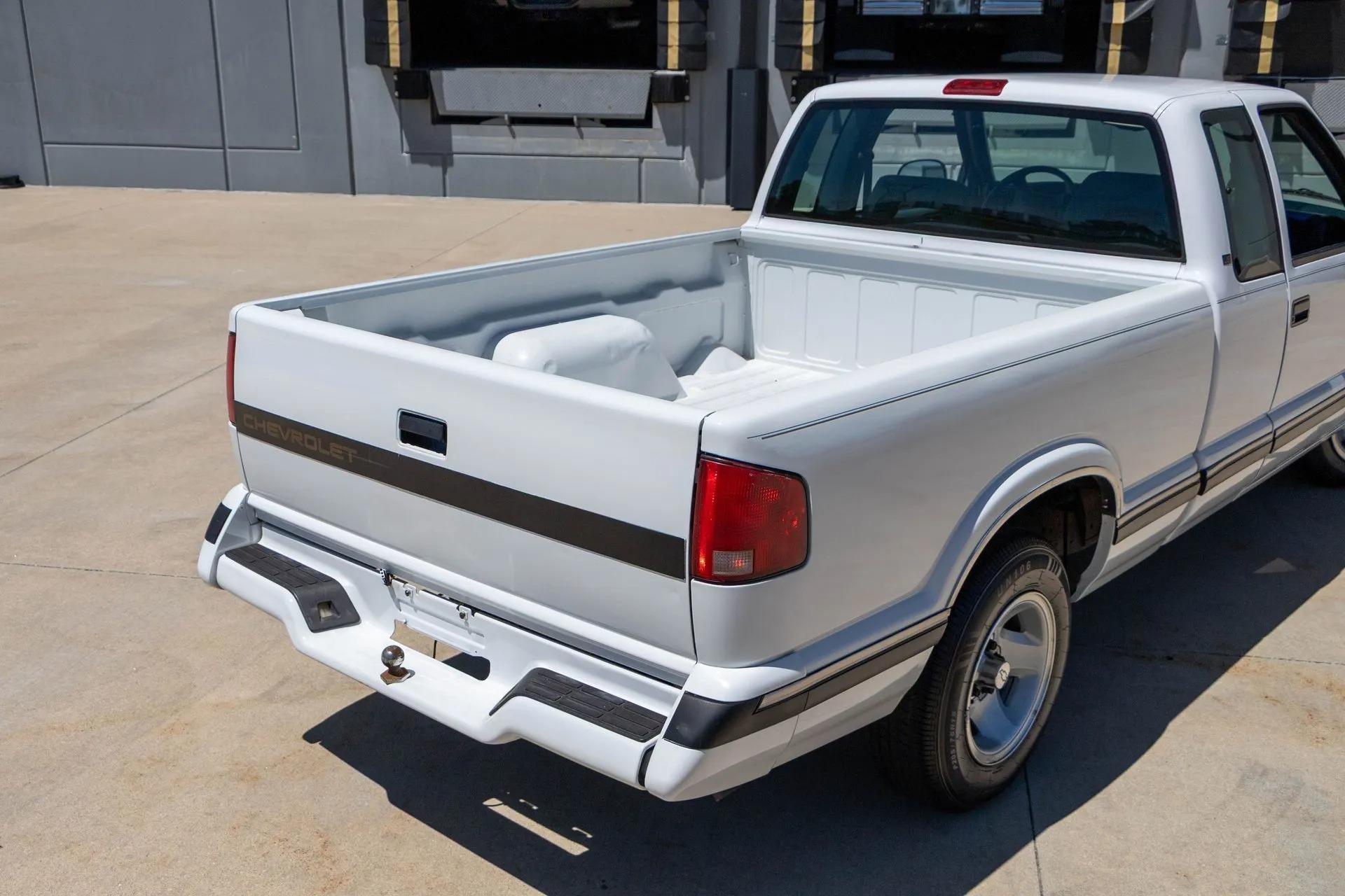 1995 Chevrolet S-10 LS