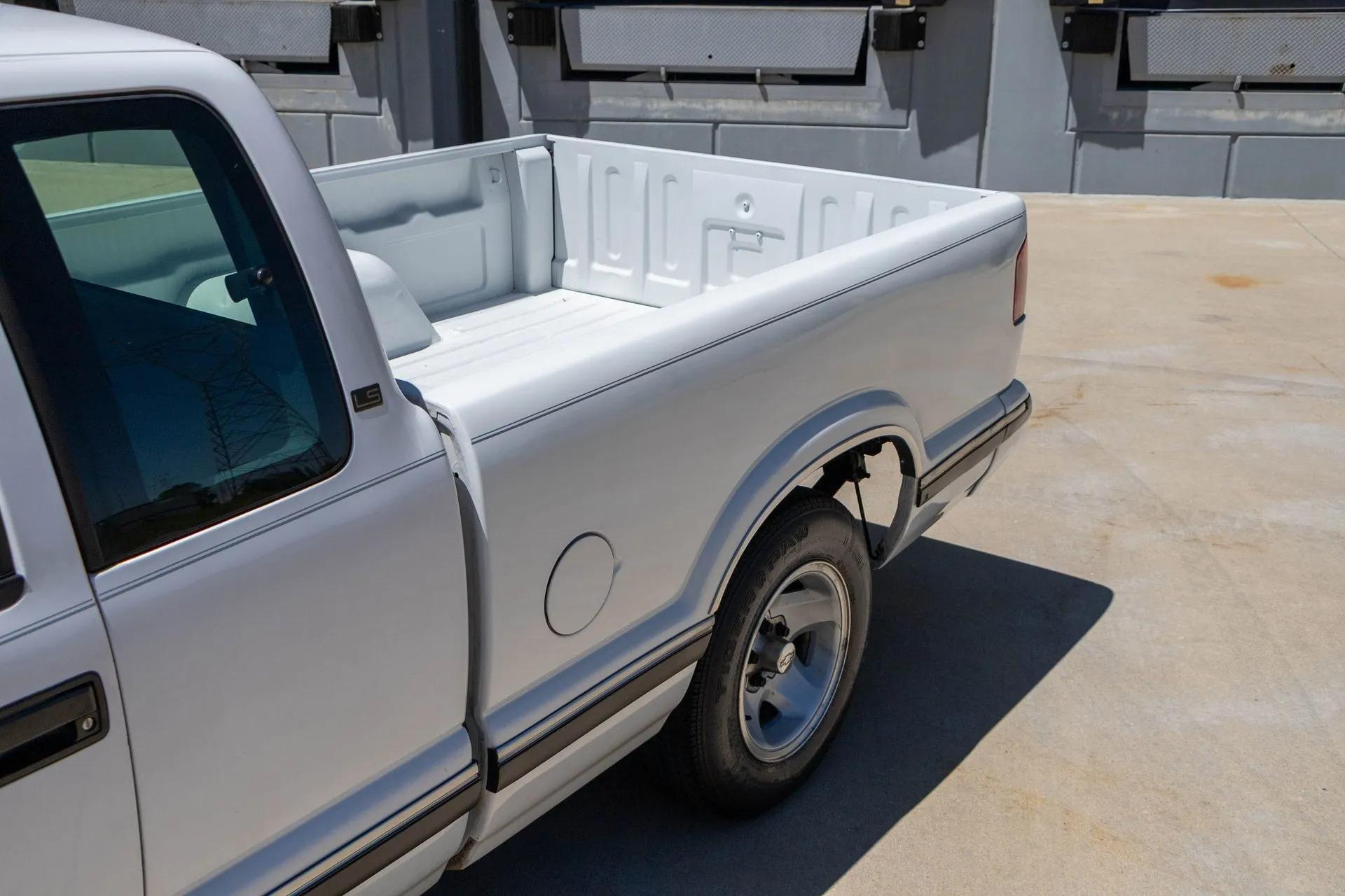 1995 Chevrolet S-10 LS