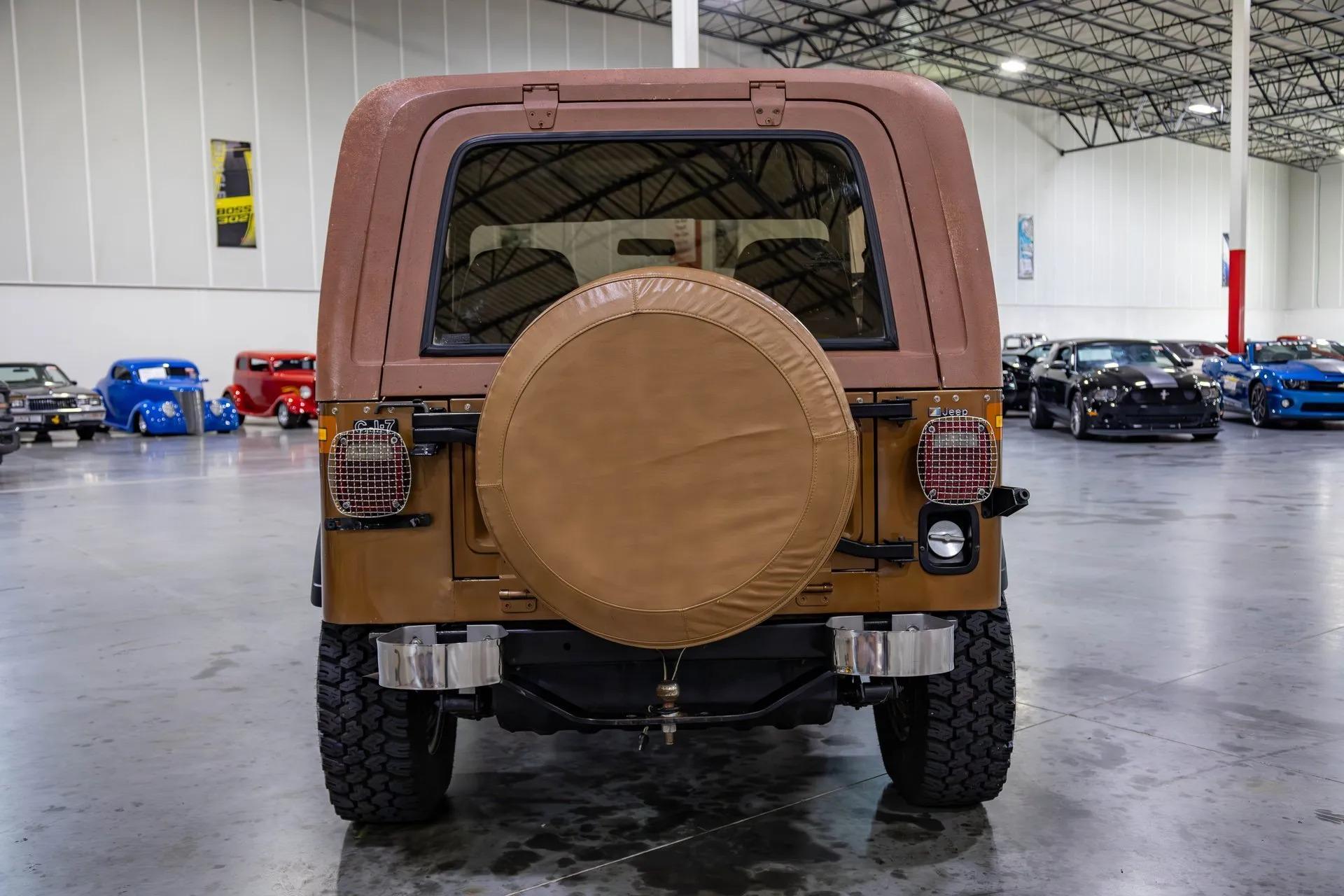 1985 Jeep CJ-7 Renegade - 4