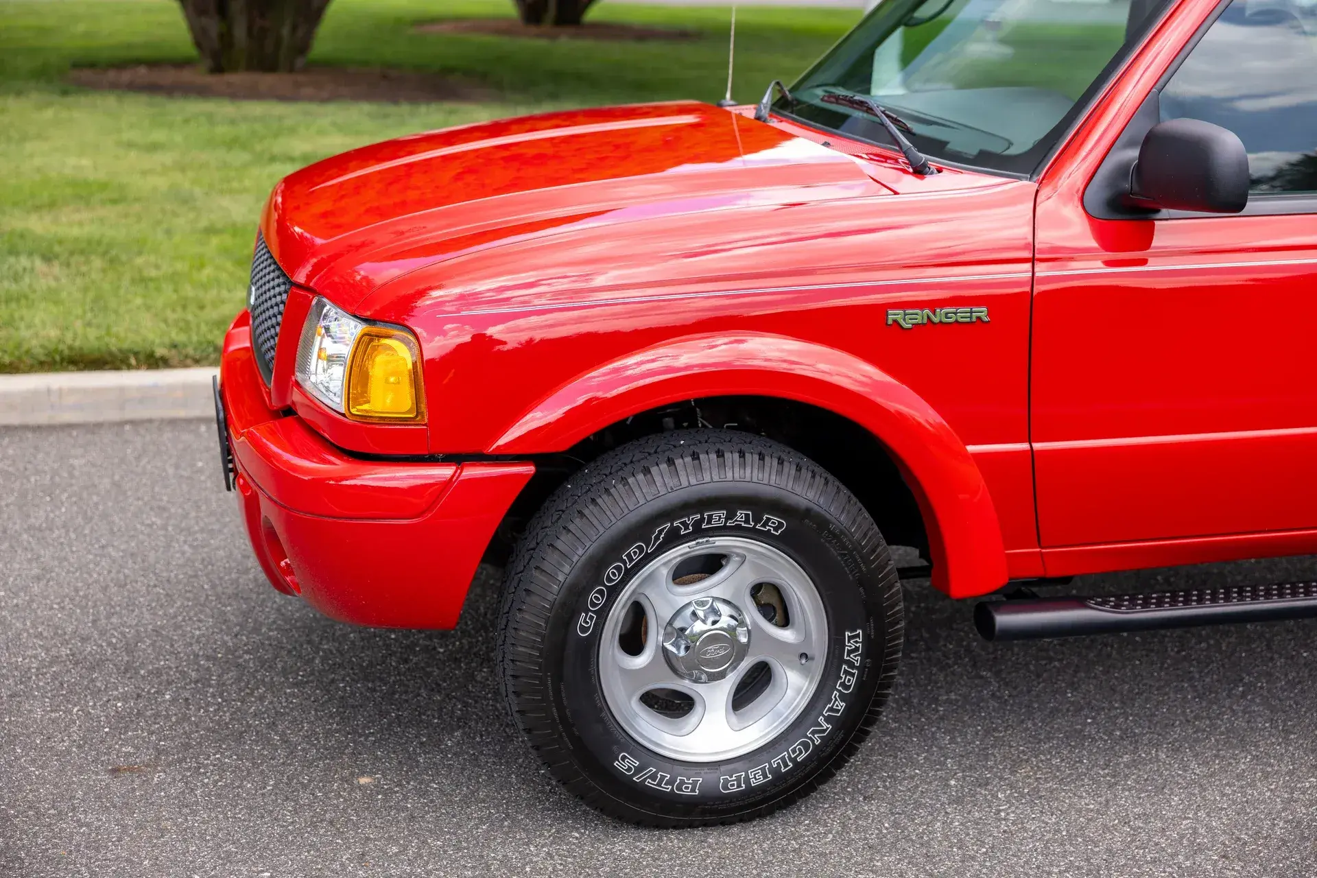 2k-Mile 2003 Ford Ranger Edge