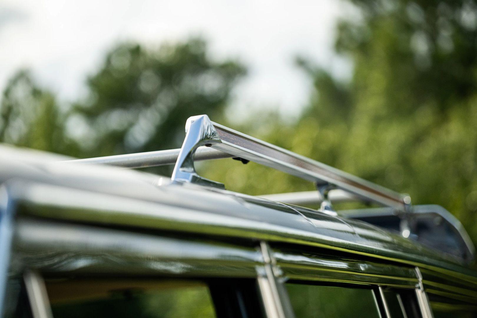 1988 Jeep Grand Wagoneer