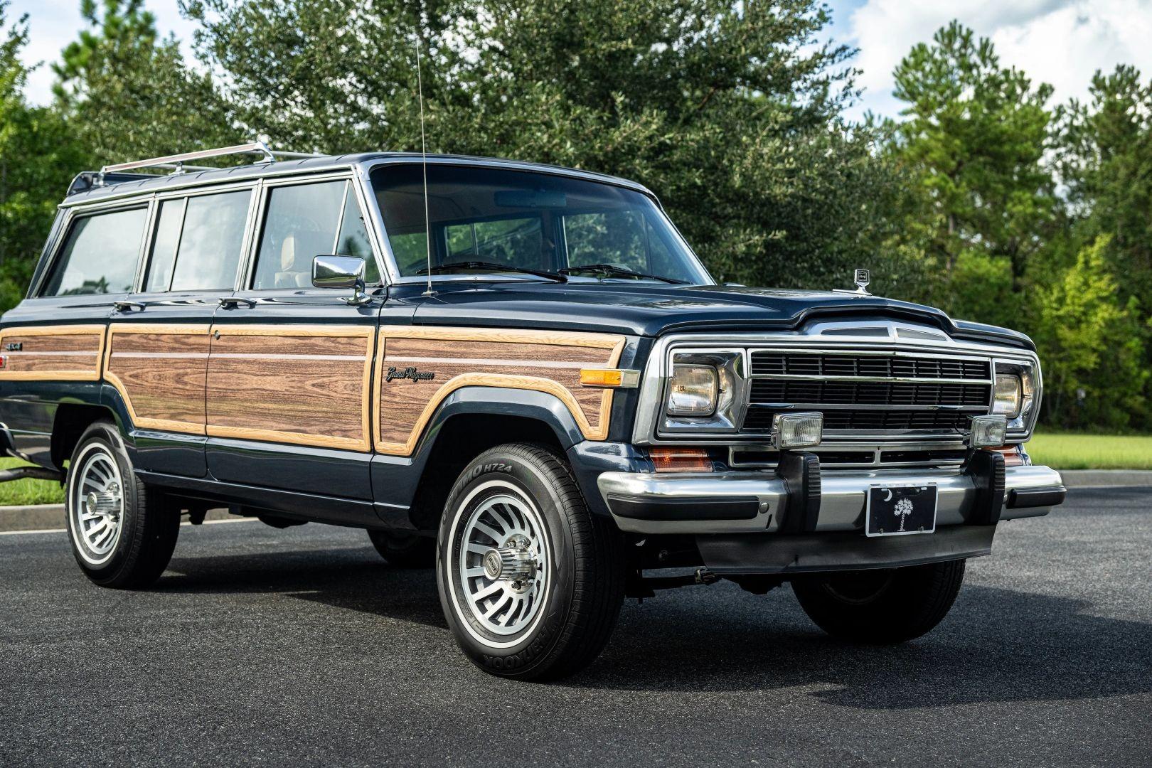 1988 Jeep Grand Wagoneer