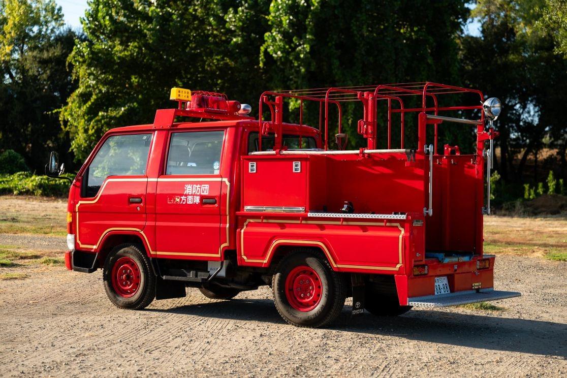 1995 Toyota Dyna Fire Truck