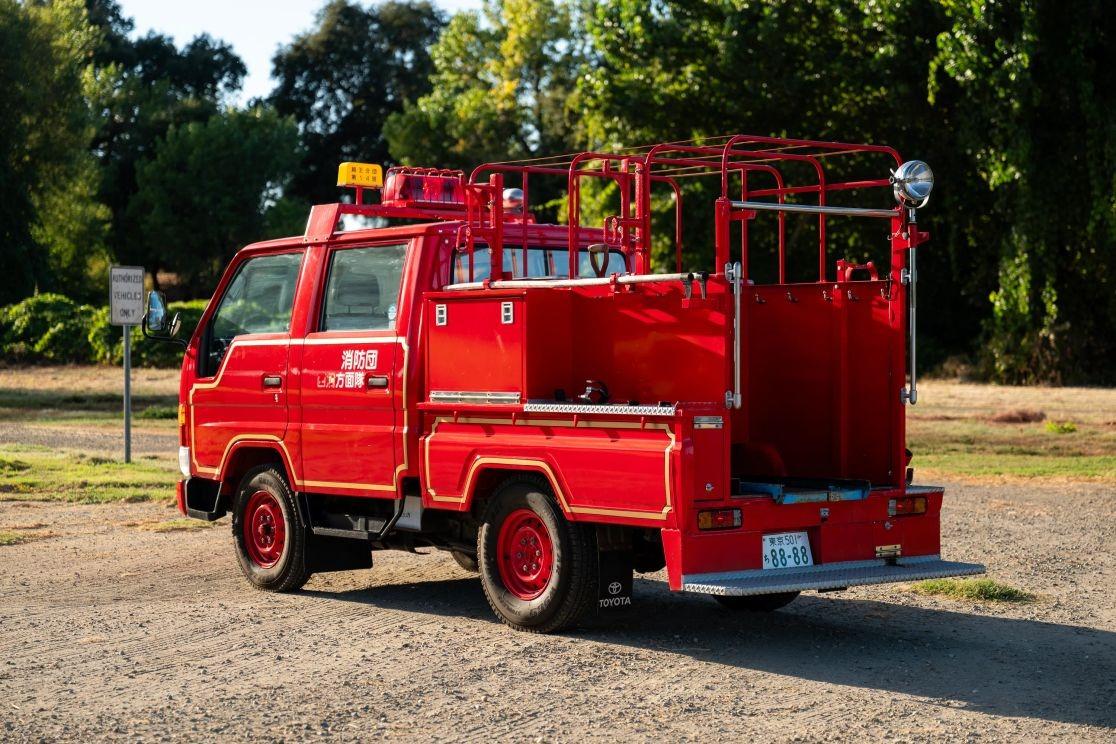 1995 Toyota Dyna Fire Truck