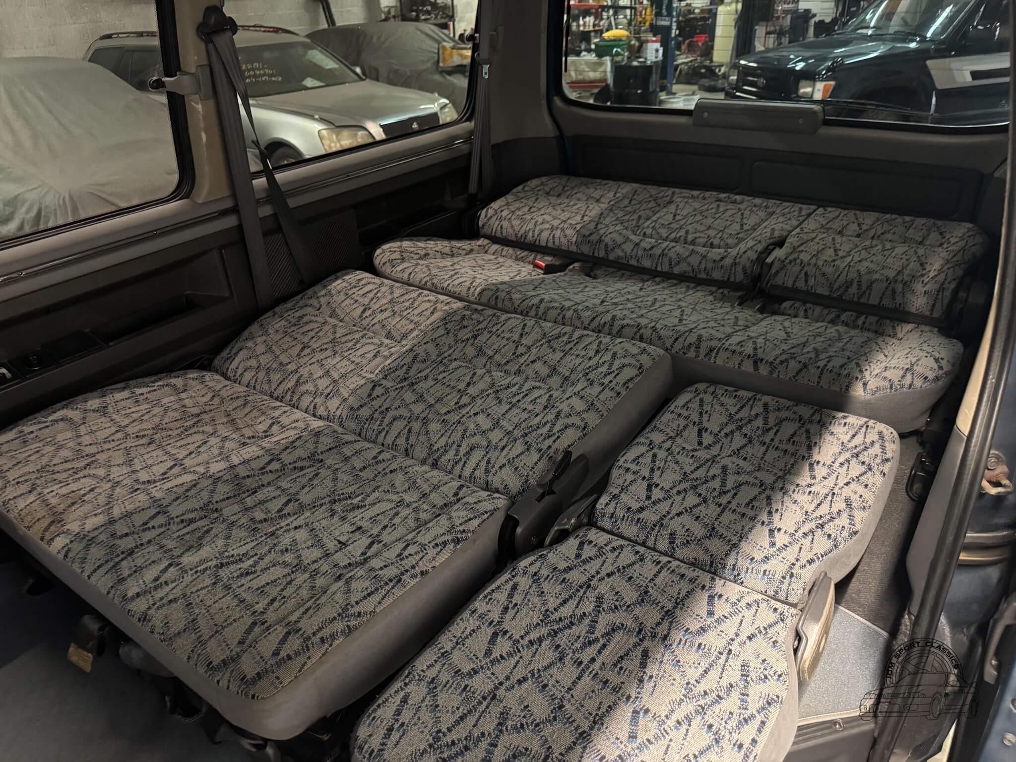 1996 Mitsubishi Delica Starwagon Active World