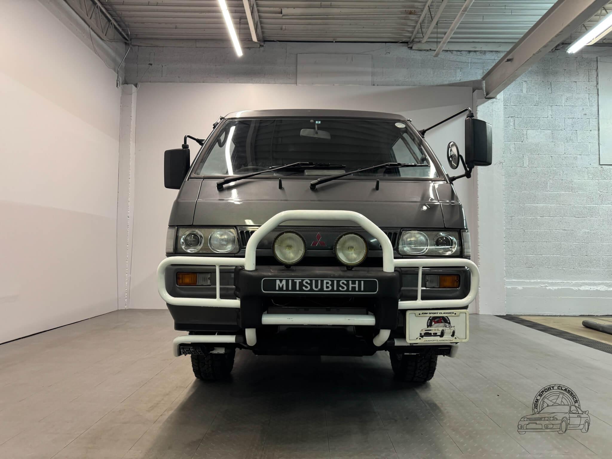 1996 Mitsubishi Delica Starwagon Active World - 5