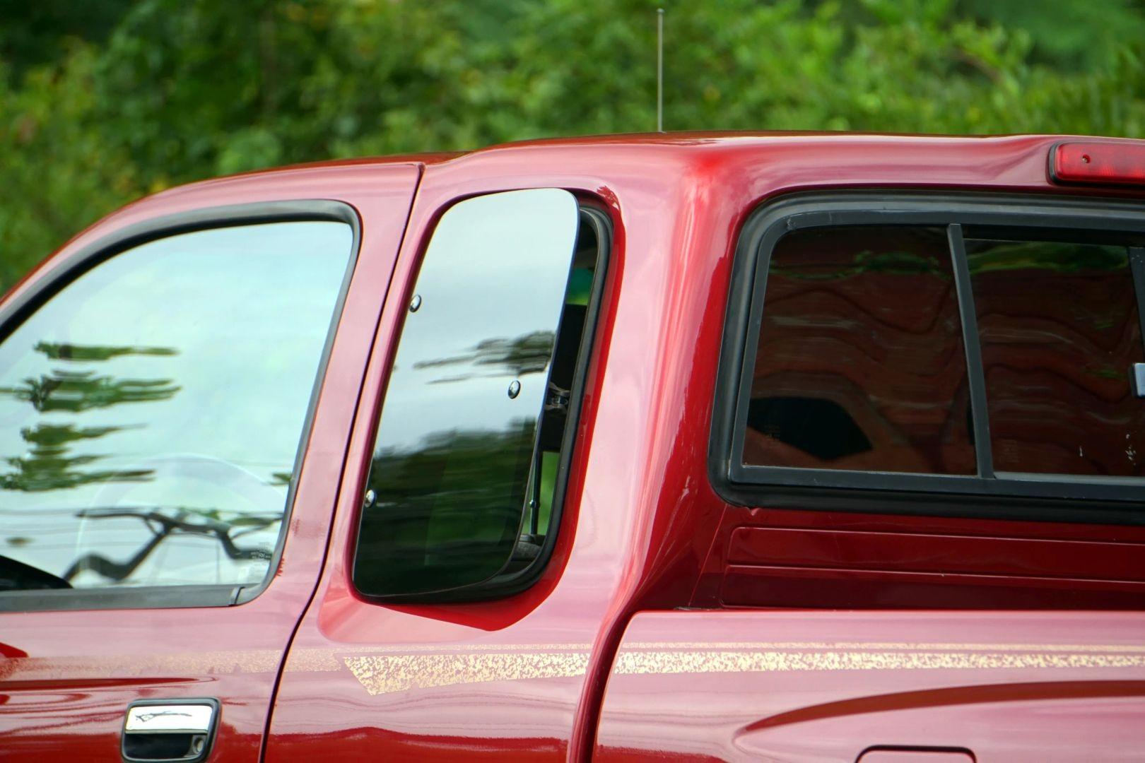 1996 Toyota Tacoma SR5 Xtracab
