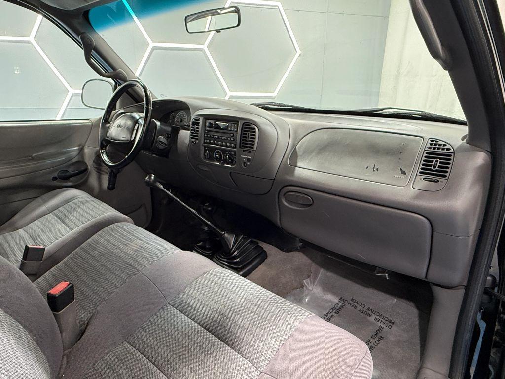 2001 Ford F-150 XL Flareside