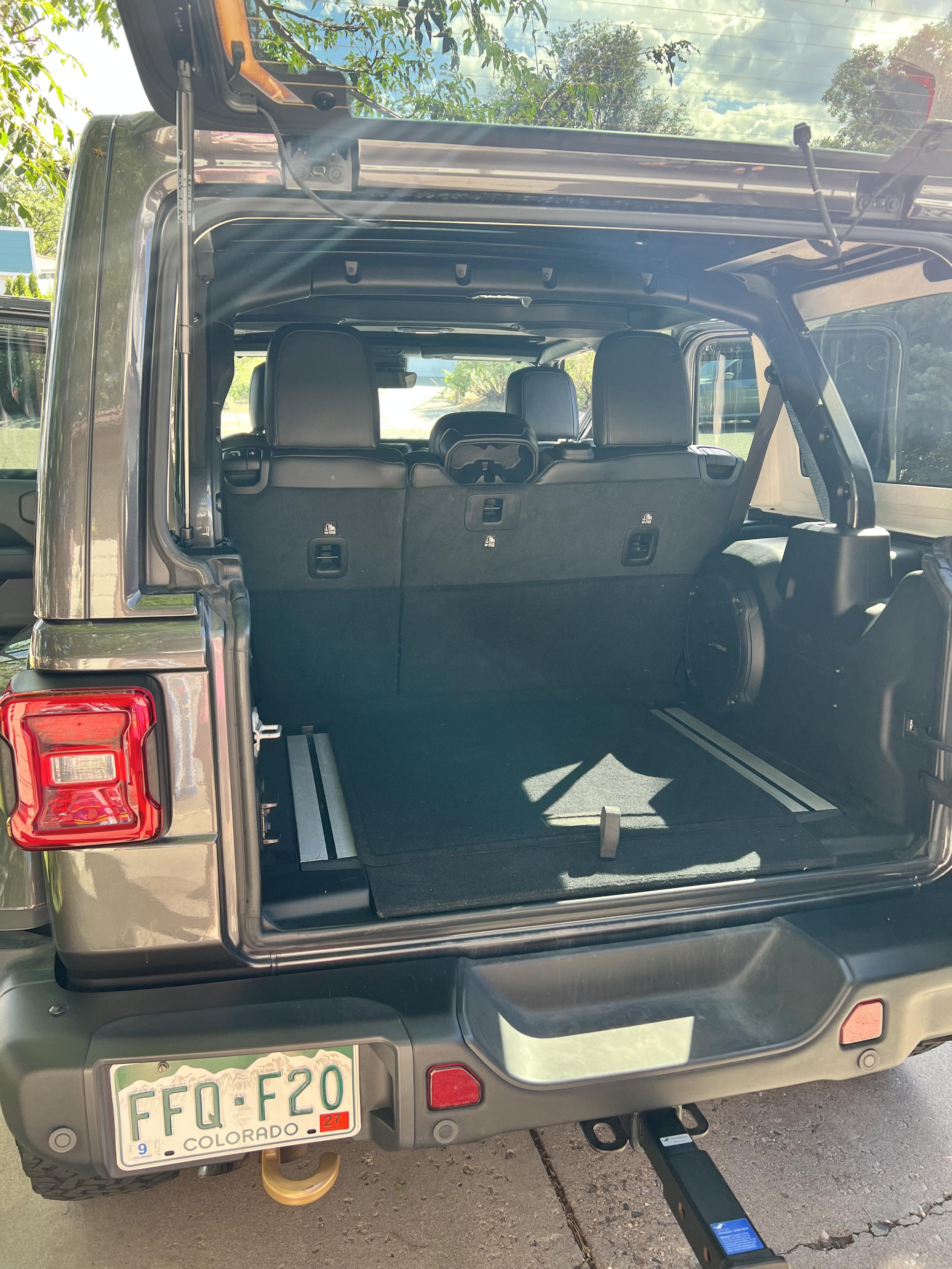 8k-Mile 2021 Jeep Wrangler Rubicon 392
