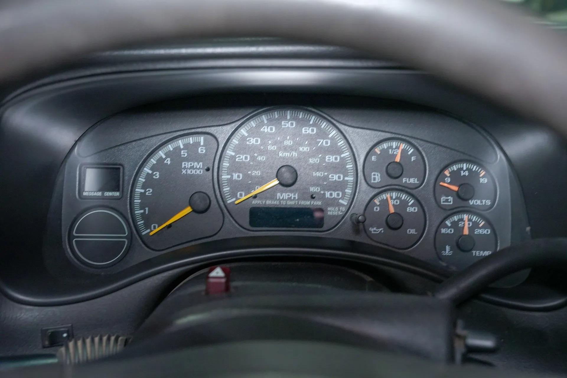 2000 Chevrolet Silverado 1500 LS