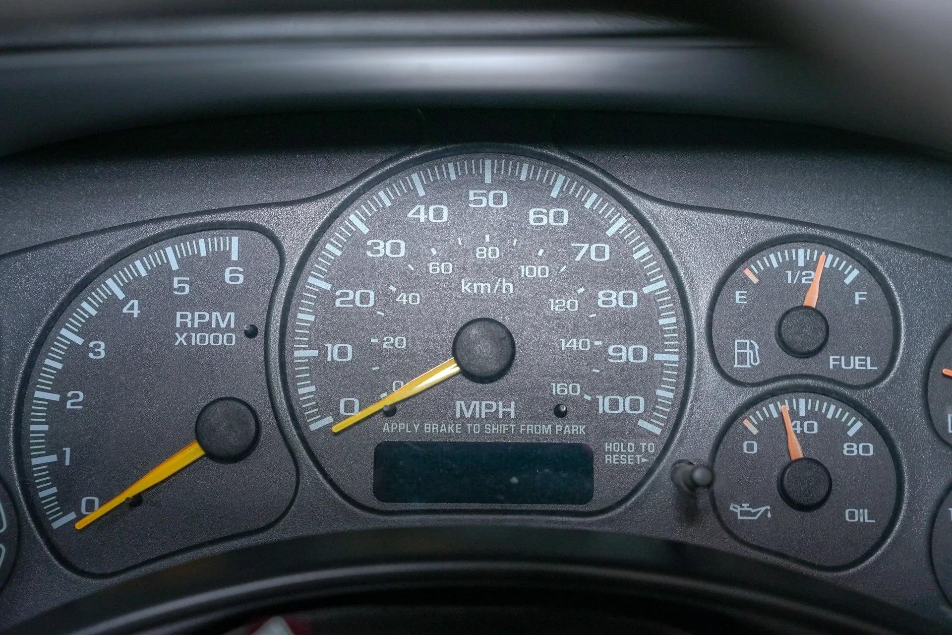 2000 Chevrolet Silverado 1500 LS