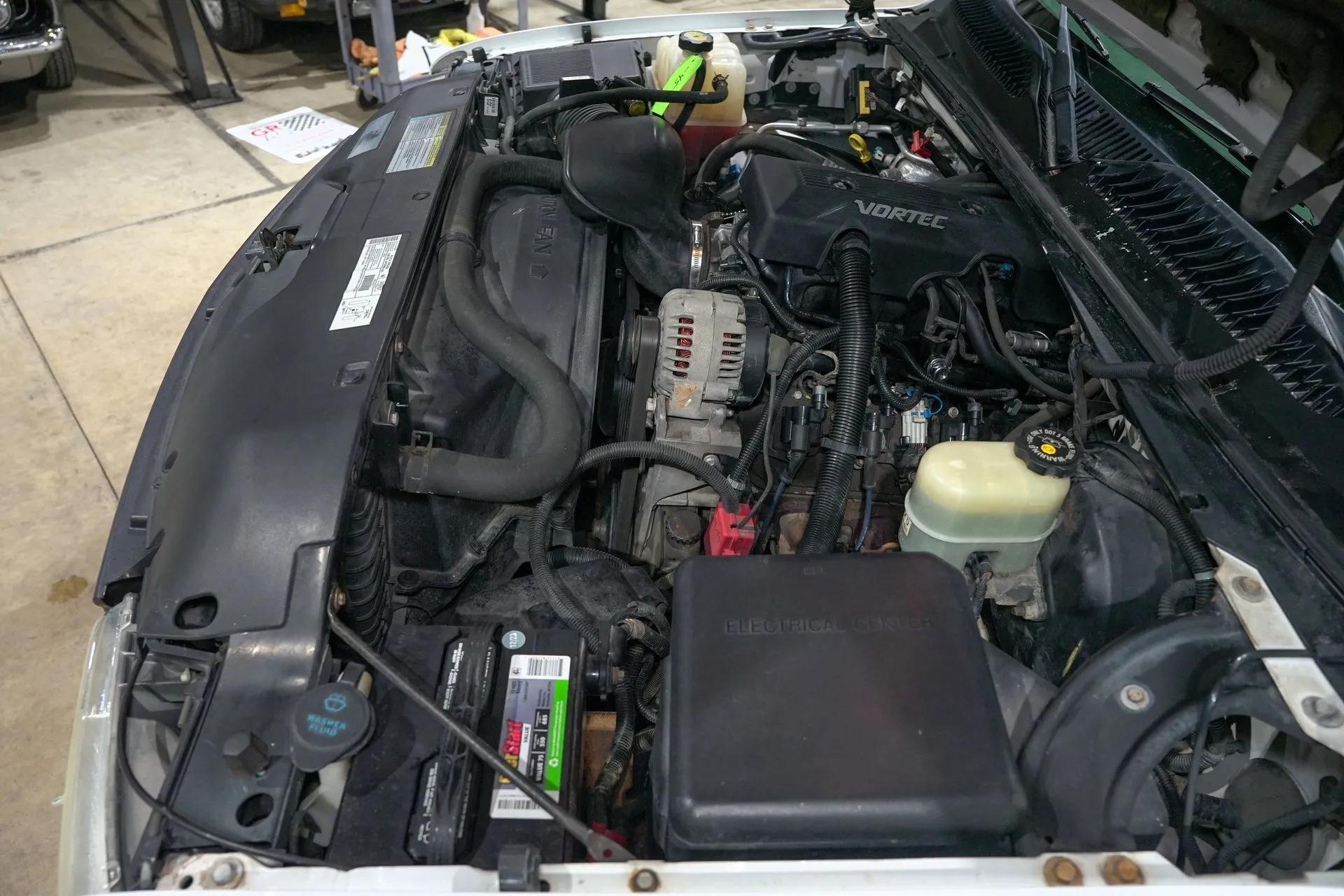 2000 Chevrolet Silverado 1500 LS