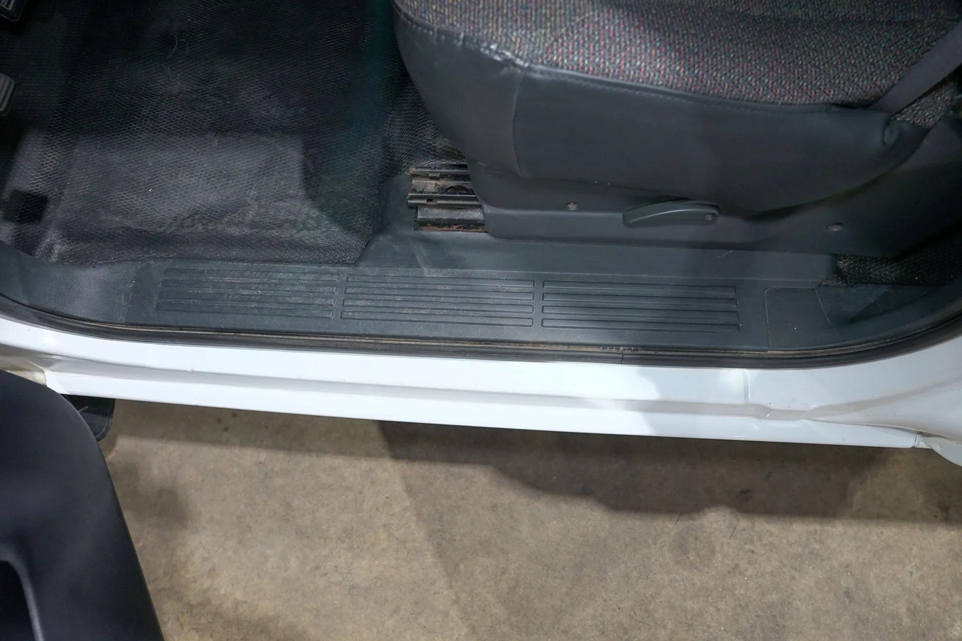 2000 Chevrolet Silverado 1500 LS