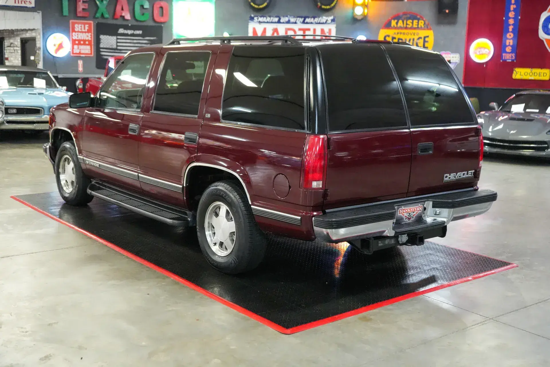 1998 Chevrolet Tahoe - 3