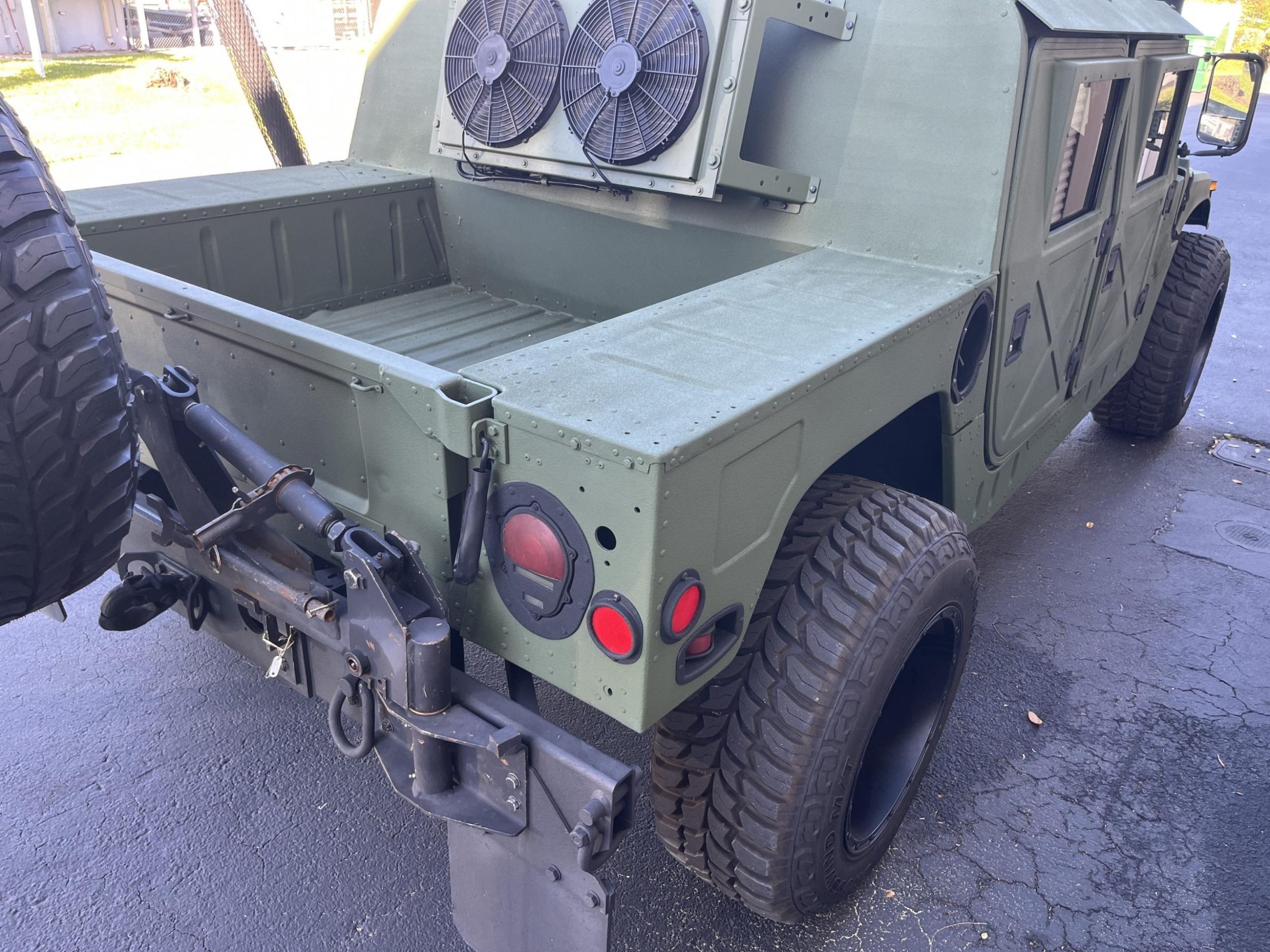 1998 AM General HMMWV M1123