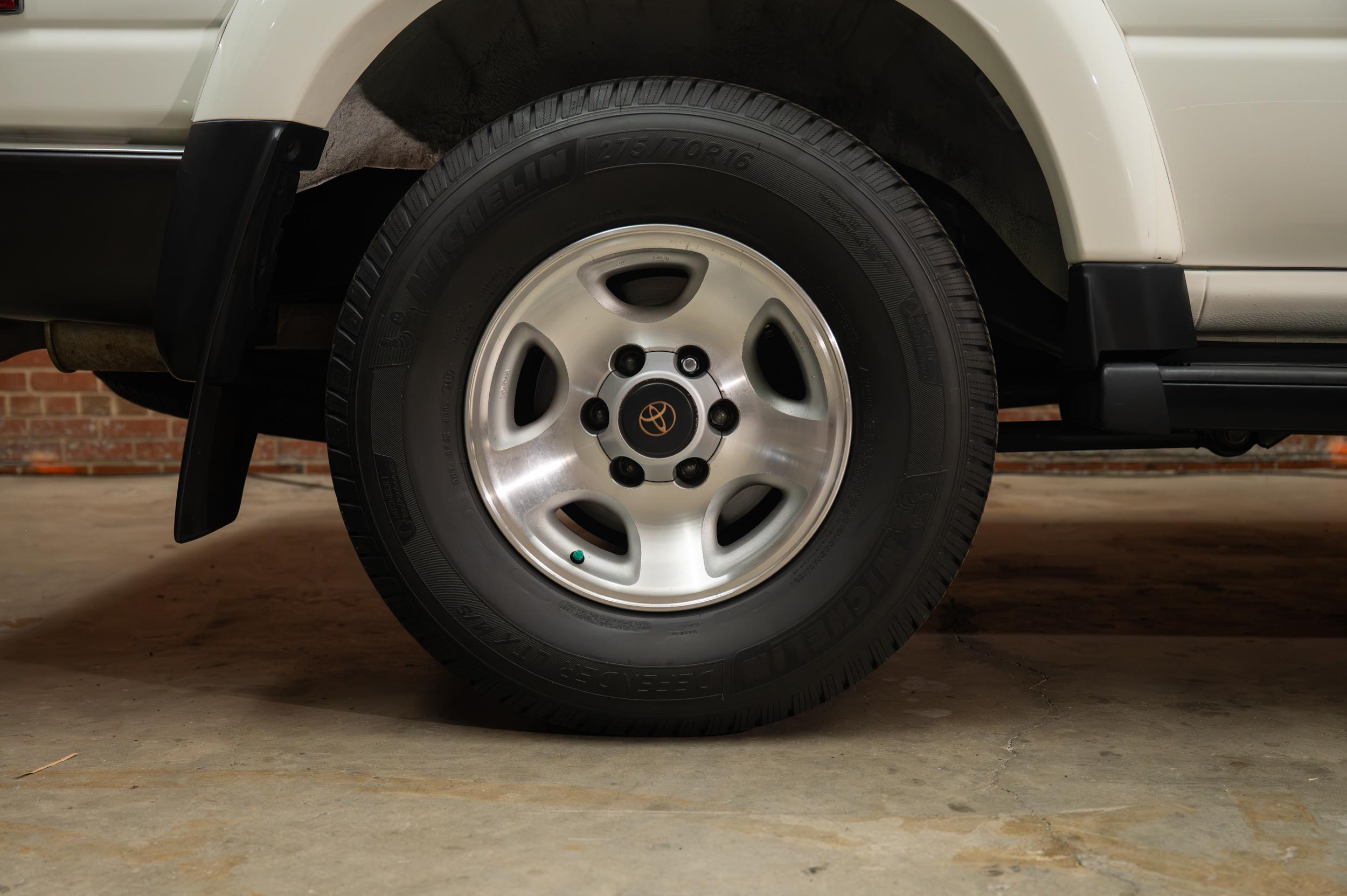 1994 Toyota Land Cruiser FZJ80
