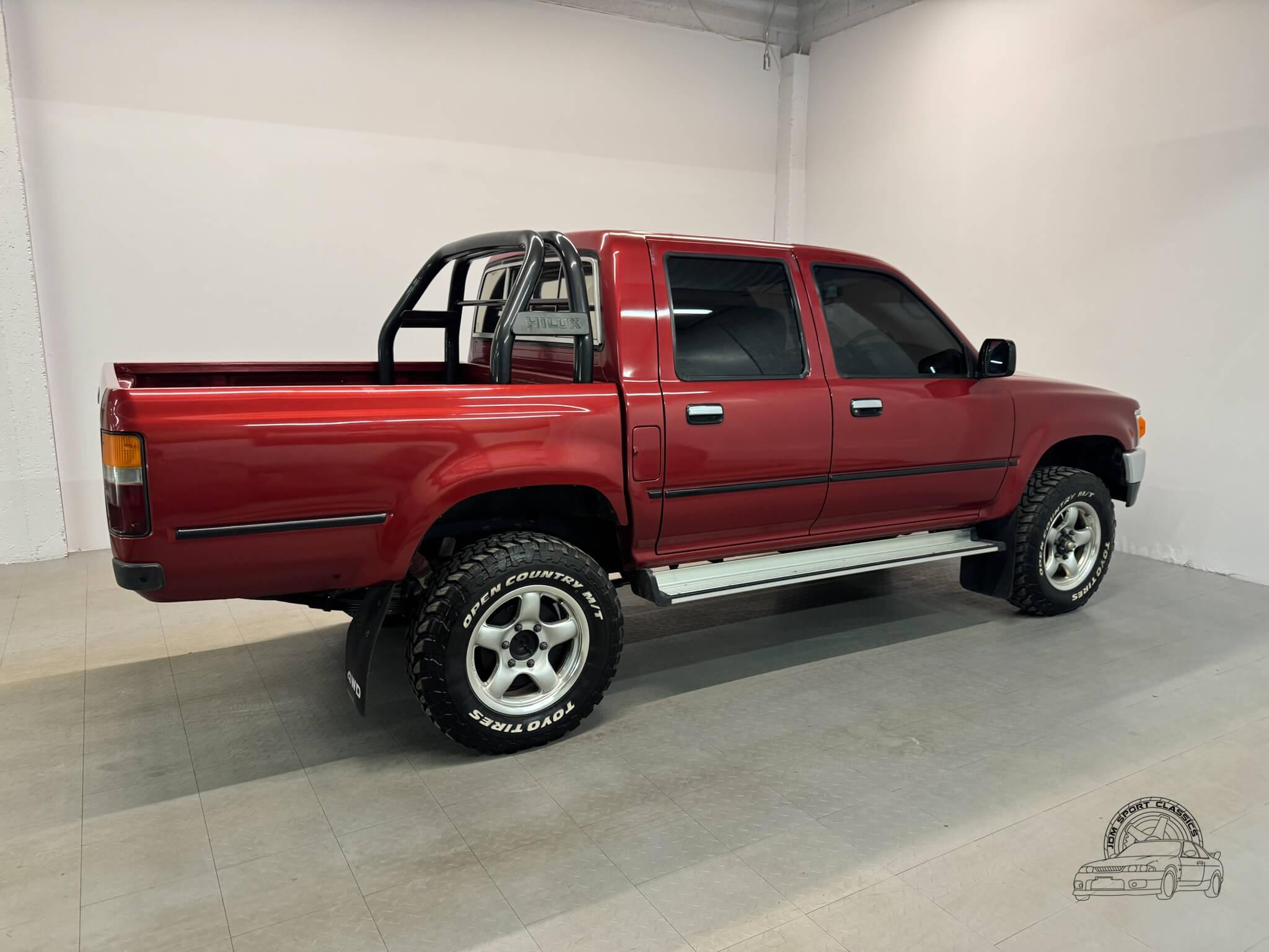1992 Toyota Hilux Pickup Double Cab SSR - 3
