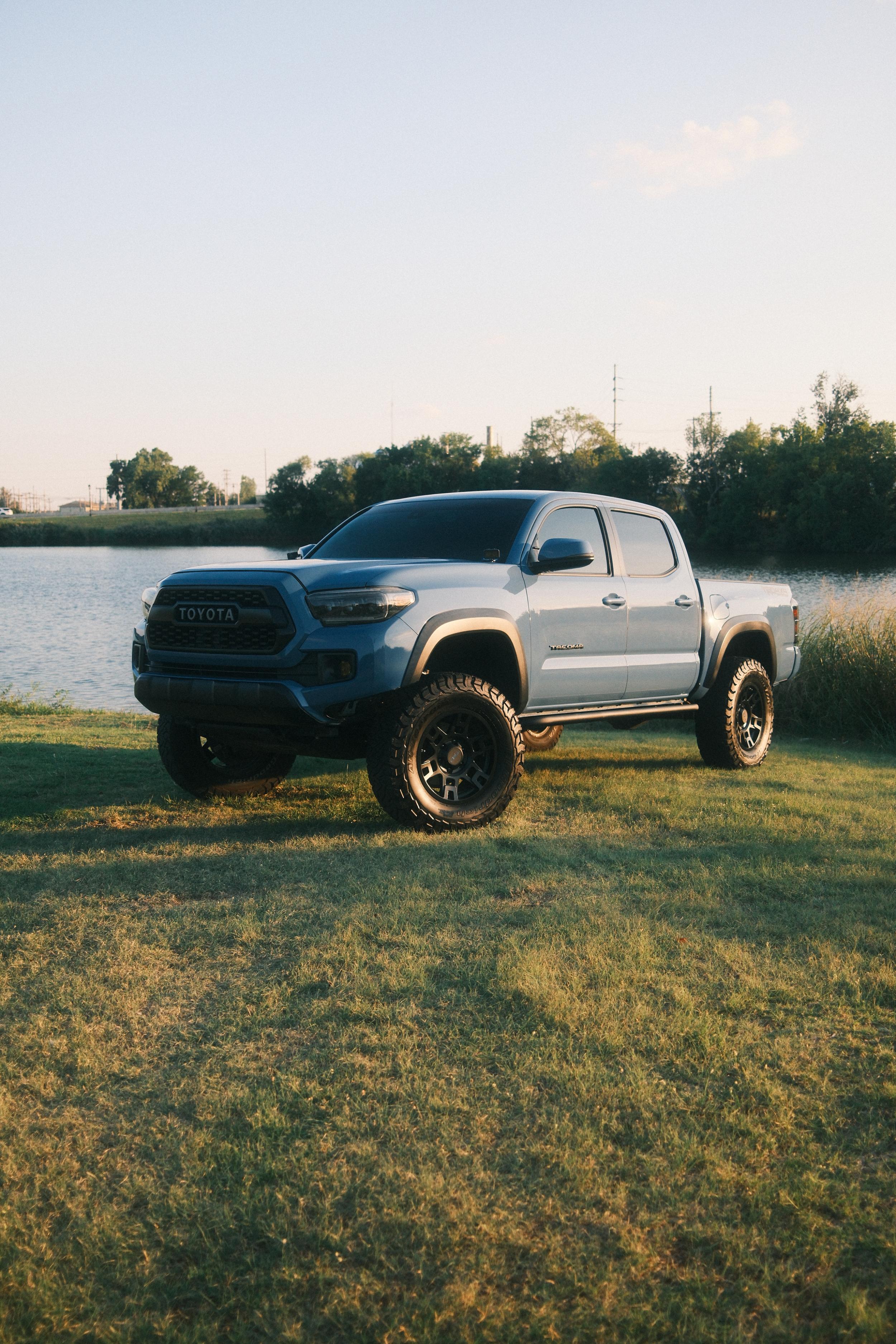  Toyota Tacoma