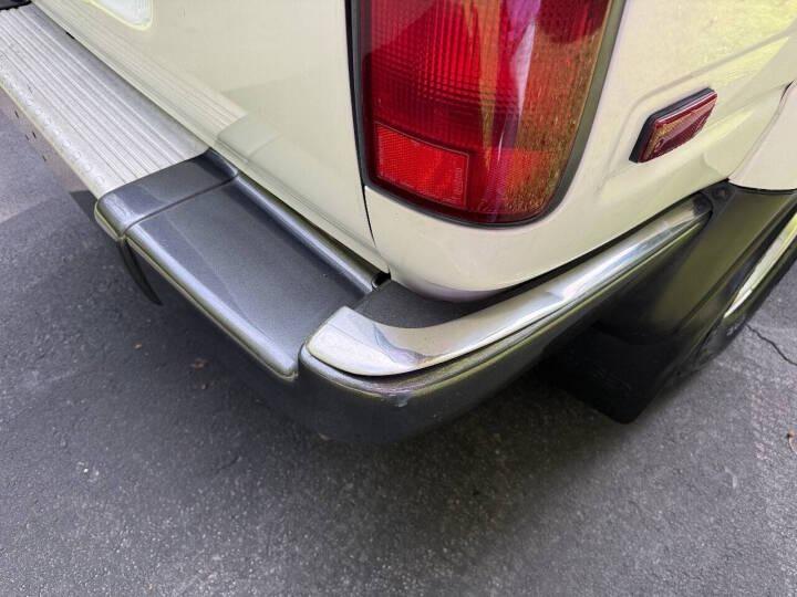 Unmodified 1993 Toyota Land Cruiser