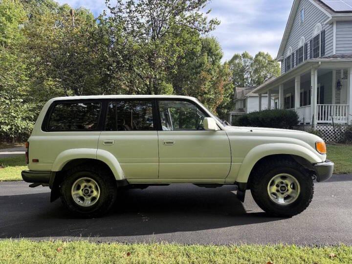 Unmodified 1993 Toyota Land Cruiser