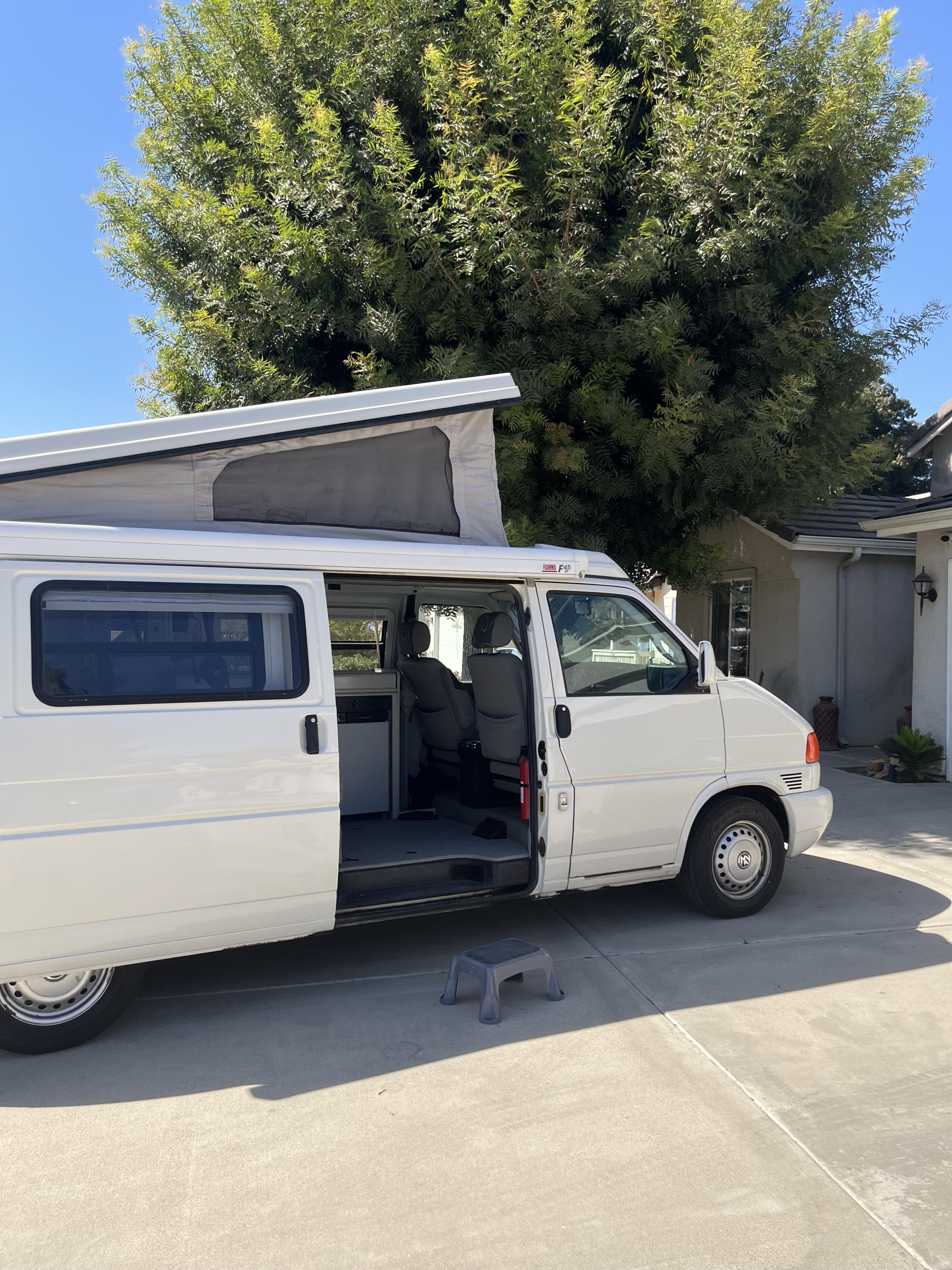 2000 Volkswagen Eurovan - 4